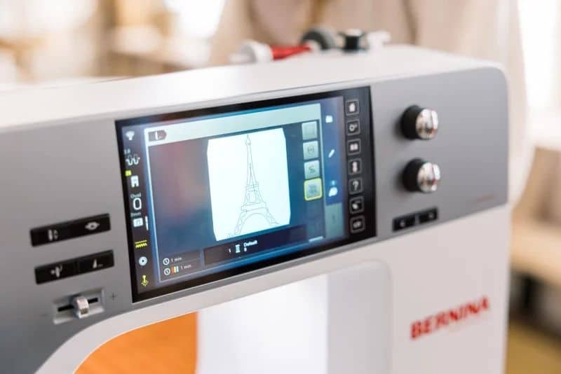 Швейная машина Bernina 770 QE PRO с вышивальным блоком