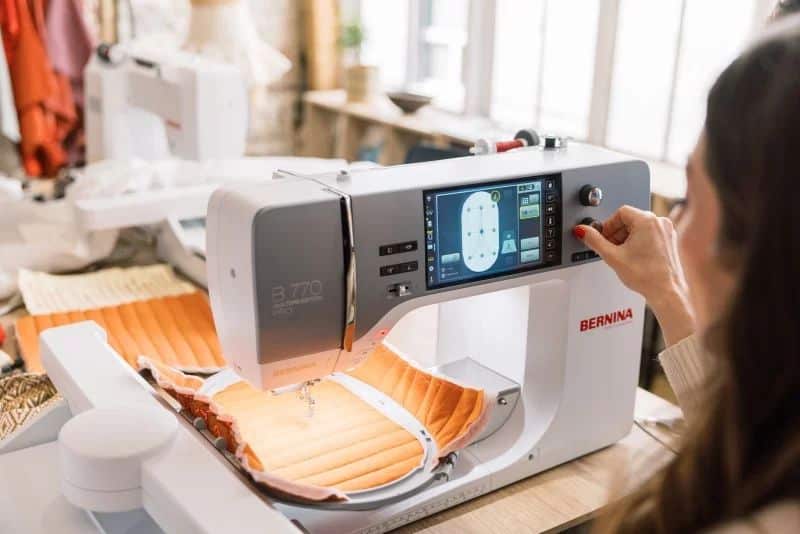 Швейная машина Bernina 770 QE PRO с вышивальным блоком